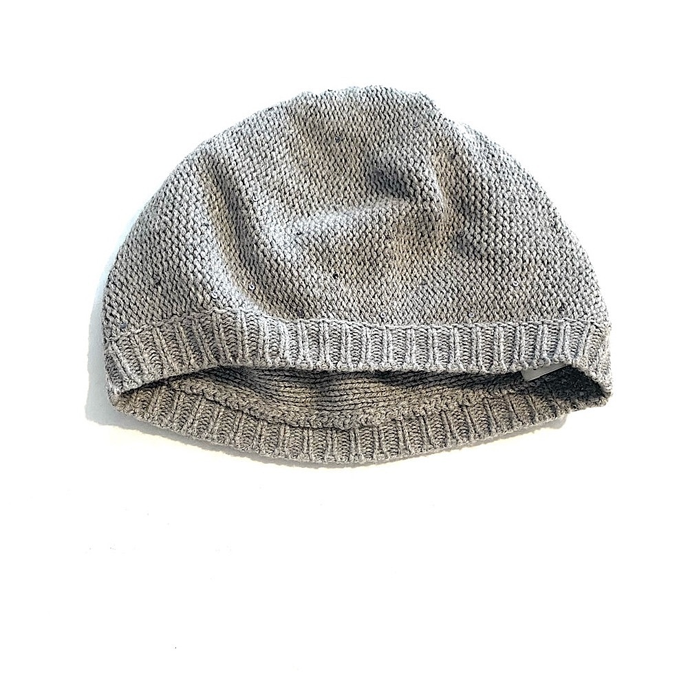 Banana Republic - Gray Knit Beanie with Sequins!